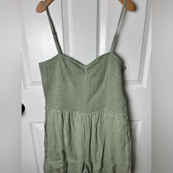 Faherty Mandy Smocked Linen Jumpsuit in Sage XL - Picture 3 of 7